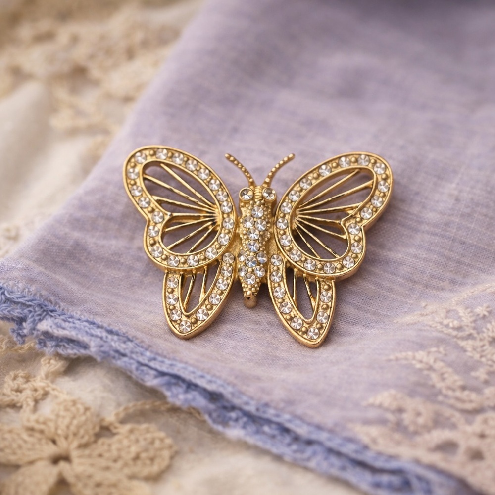 Vintage Butterfly Brooch Pin Sparkly Rhinestone Gold Tone Biophilic Jewelry
